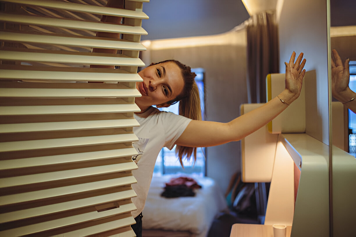 Hotels in Florida using zebra shades for a modern interior look